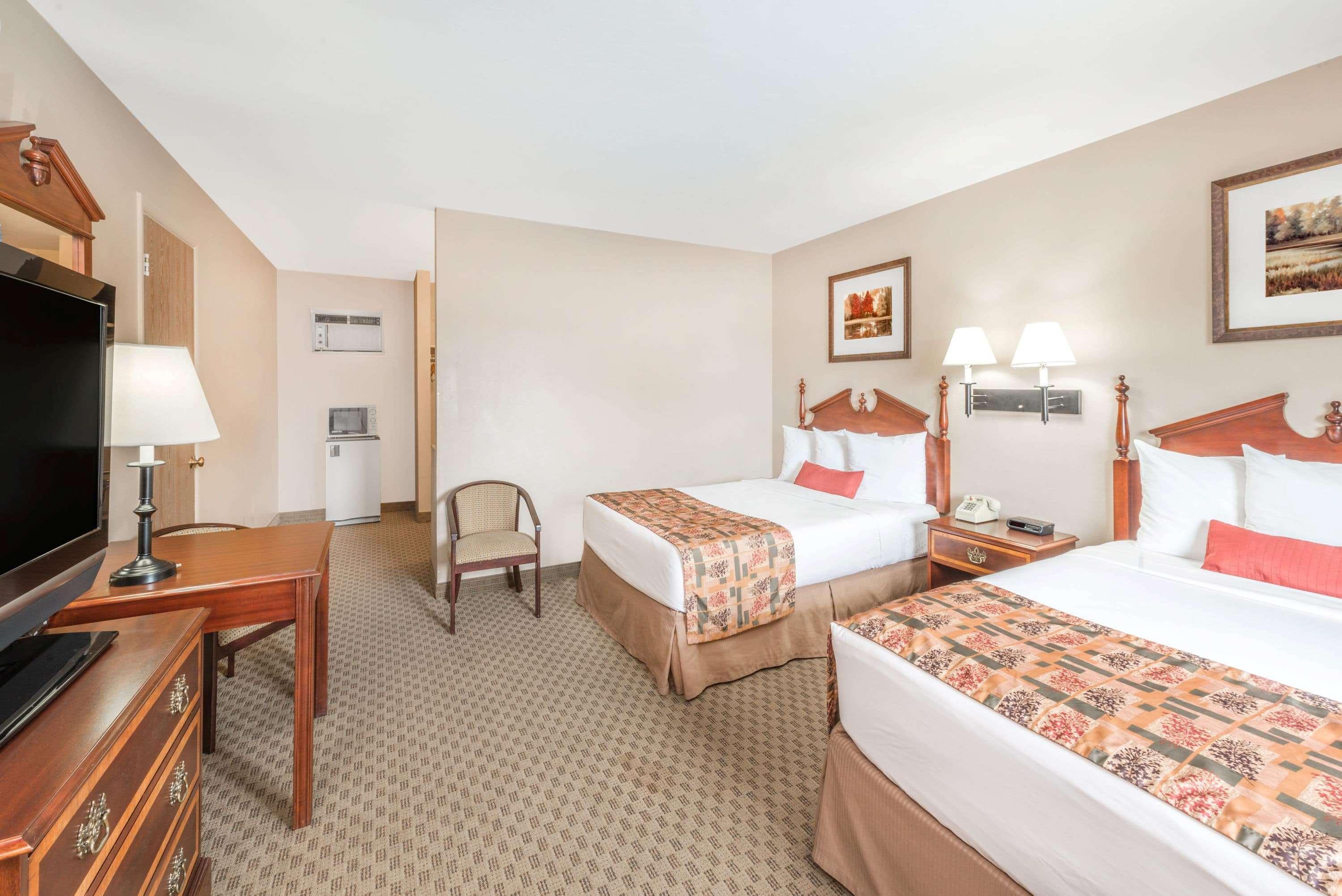 Days Inn By Wyndham Show Low Buitenkant foto